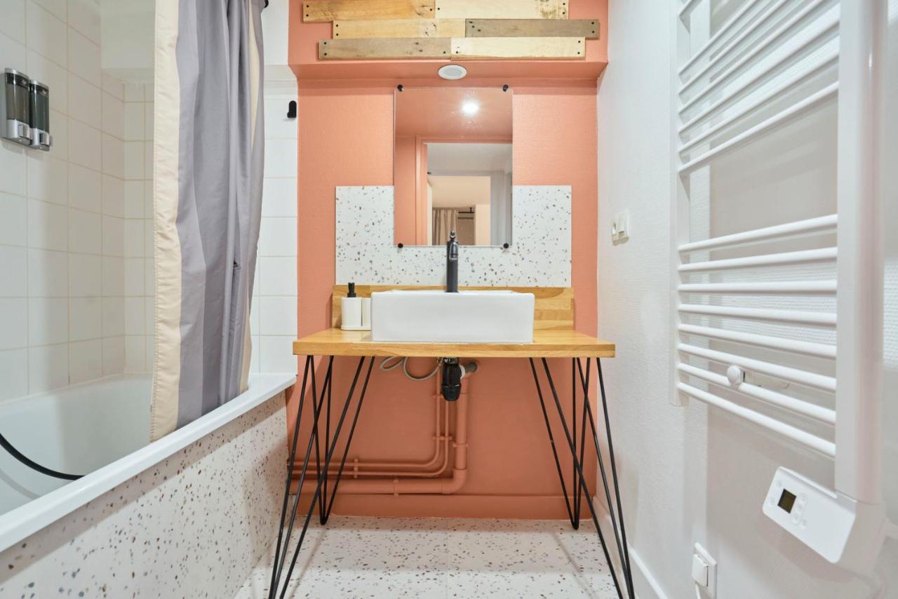 Locationstourcoing - Le Loft Two Apartment Luaran gambar