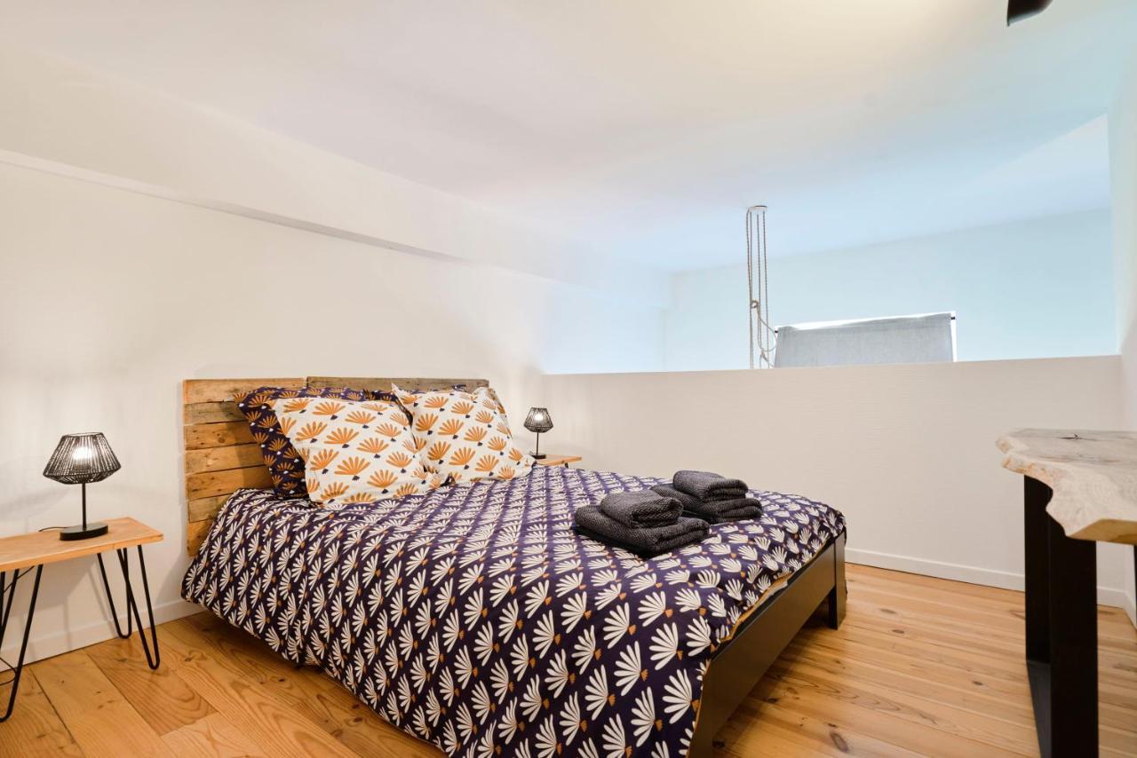Locationstourcoing - Le Loft Two Apartment Luaran gambar