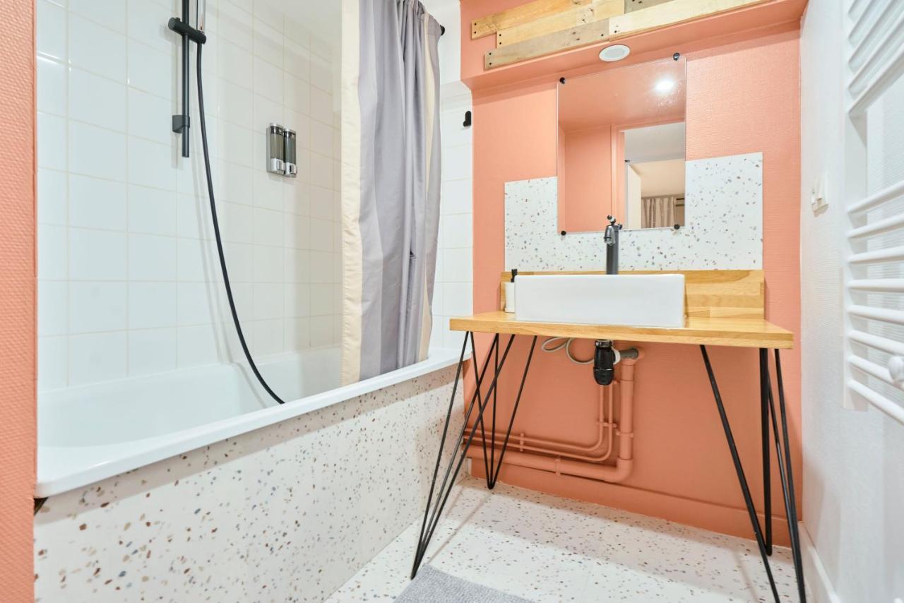 Locationstourcoing - Le Loft Two Apartment Luaran gambar